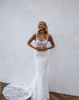 Fit and Flair Brautkleid aus Spitze von Made with Love