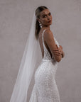 A-Linie Brautkleid mit V-Ausschitt von Made with Love