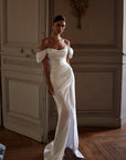 Fit and Flair Brautkleid mit ein Schlitz von Luce Sposa