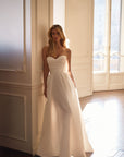 A-Linie-Clean Brautkleid von Milla Nova