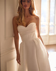 A-Linie-Clean Brautkleid von Milla Nova