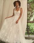 A-Linie Brautkleid von Lillian West
