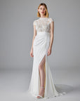 Meerjungfrau Brautkleid mit Schlitz und Oberteil aus Spitze, von Pronovias