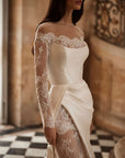 Fit and Flair Brautkleid mit ein Schlitz aus Chantilly-Spitzenunterrock von Milla Nova