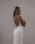 A-Linie Brautkleid mit V-Ausschitt von Made with Love