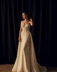Fit and Flair Brautkleid, mit glitzerndem Tüll von Luce Sposa