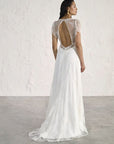 A-Linie Brautkleid mit V-Ausschnitt von Rembo Styling