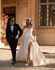Prinzessin Brautkleid mit Beinschlitz von Milla Nova