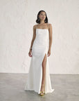 Brautkleid mit hohen Schlitz von Rembo Styling