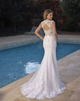 Fit and Flair Brautkleid von White One