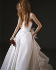 Elowyne Vera Wang