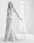 Fit and Flair Brautkleid von Pronovias