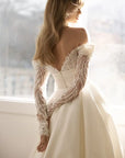 Meerjungfrau Brautkleid mit abnehmbare Schleppe von Eva Lendel