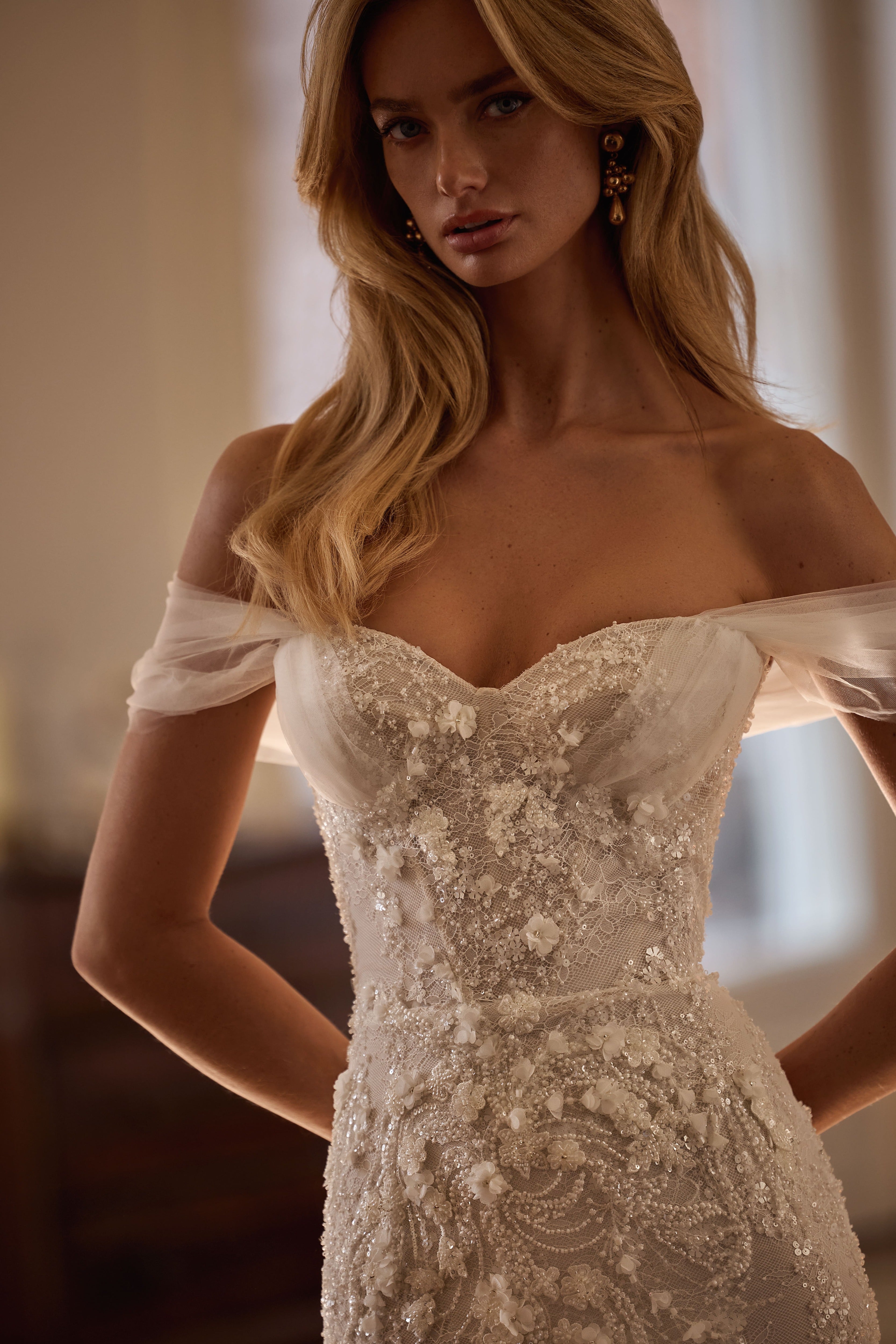 Brautkleid aus Spitze von Milla Nova 