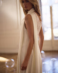 Satin-Brautkleid mit One-Shoulder-Design von Milla Nova 