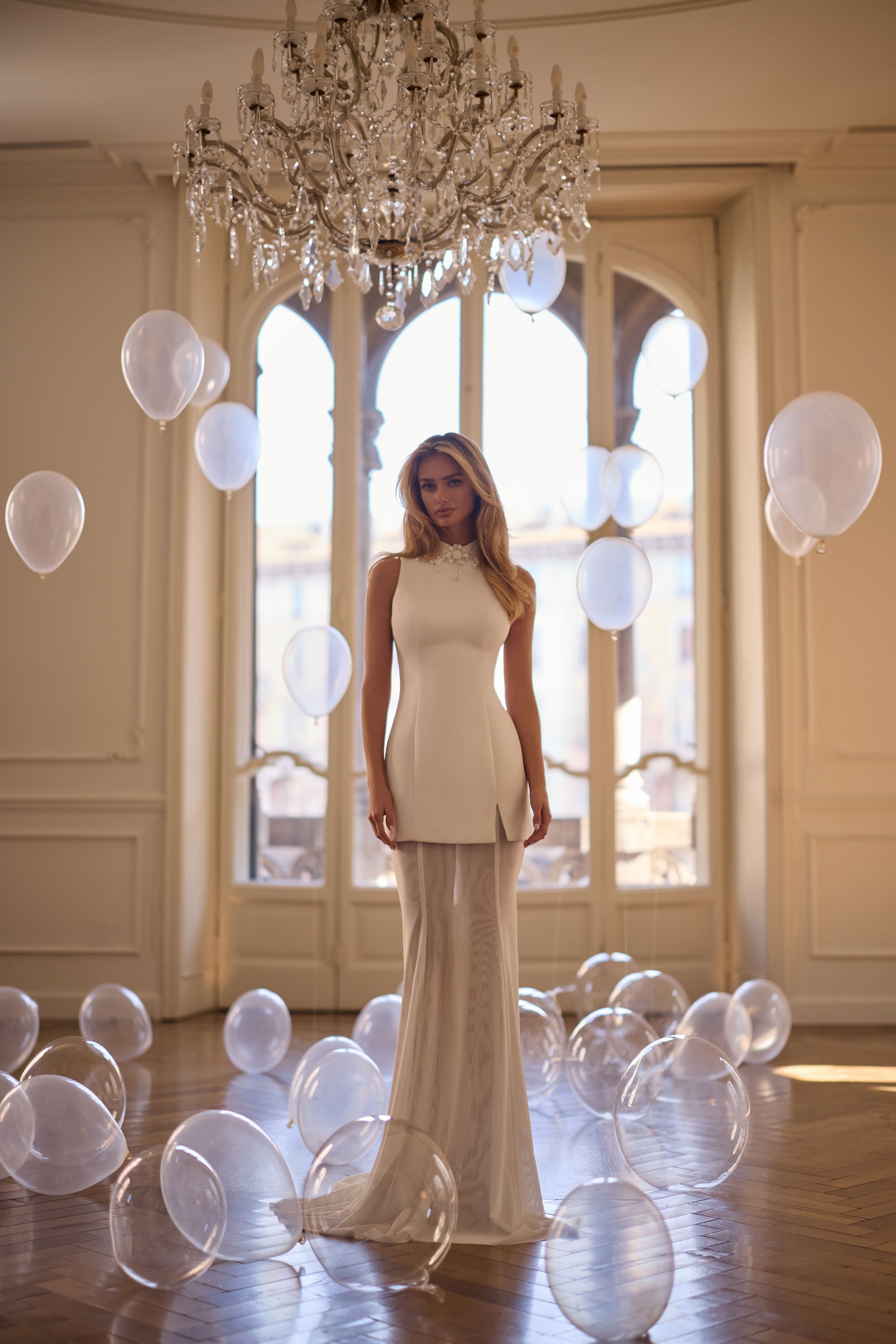 Ärmelloses Mini Brautkleid von Milla Nova 