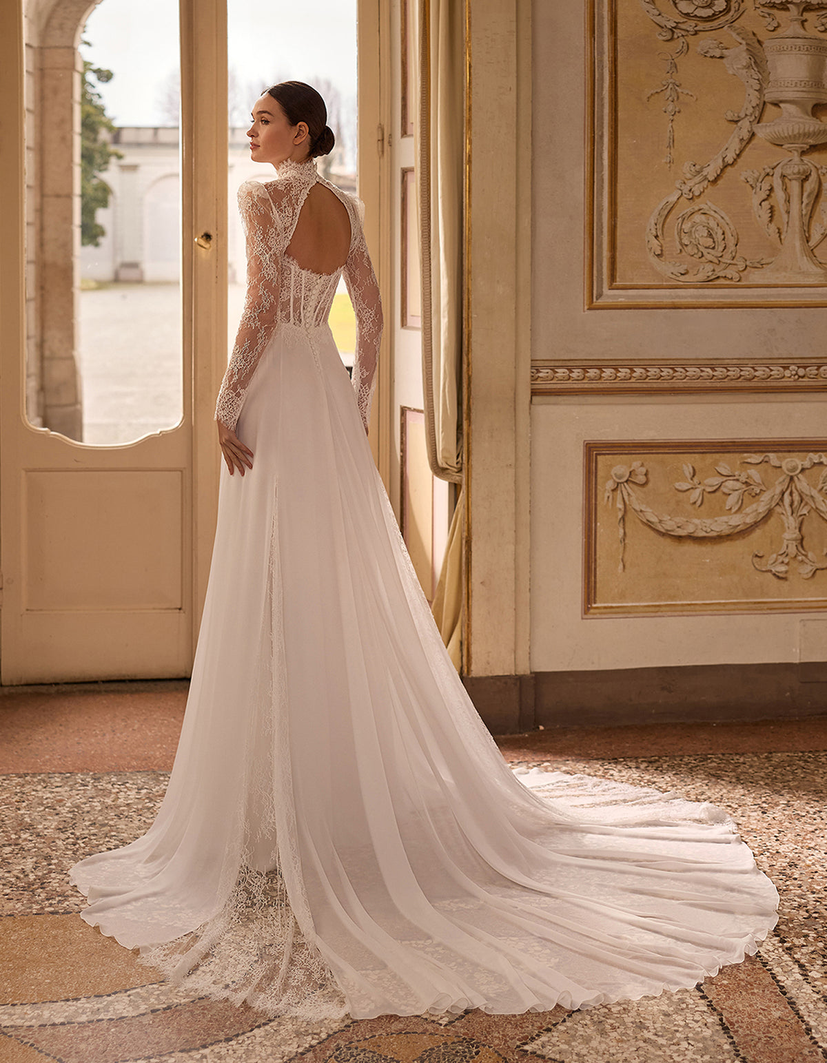 Clavel Alberto Palatchi