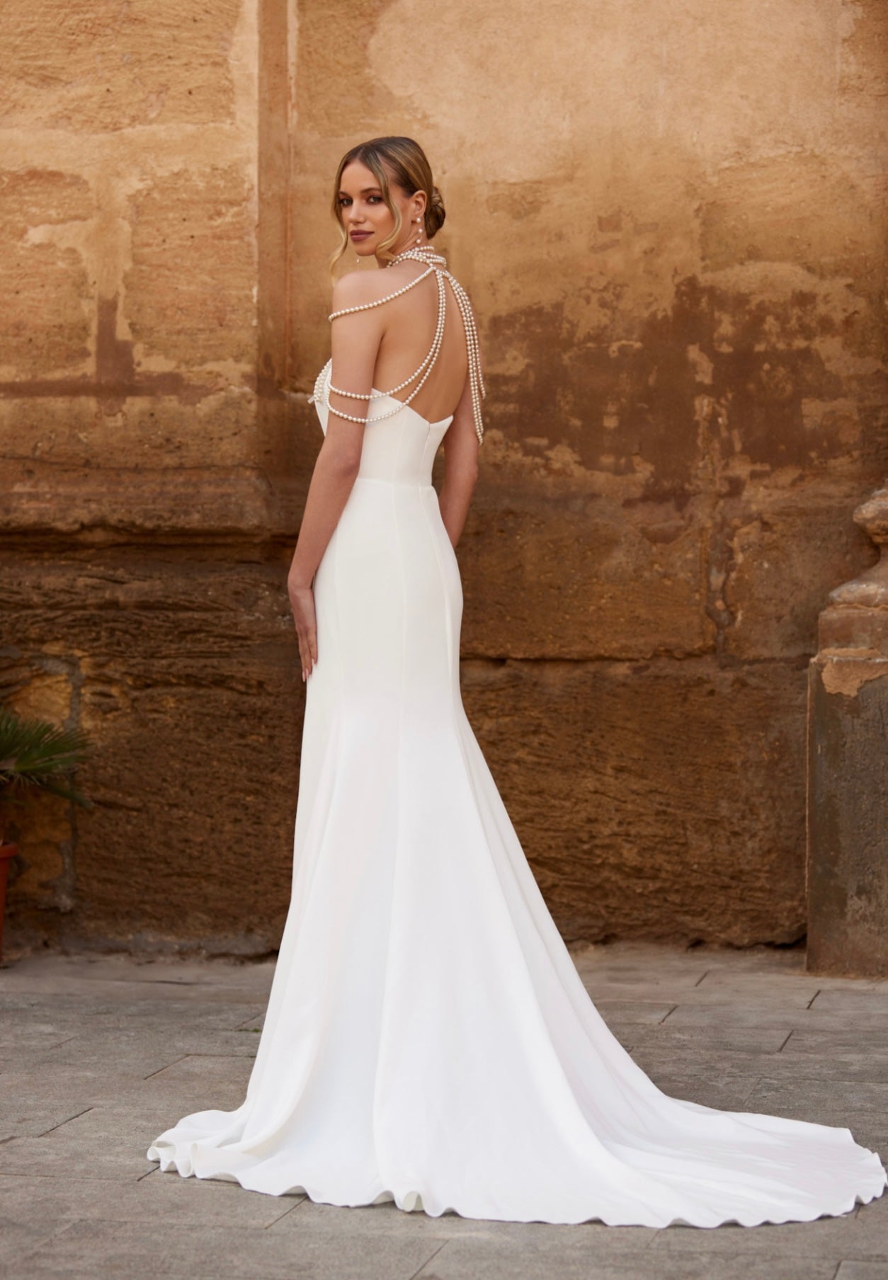 Brautkleid von Mia Lavi 