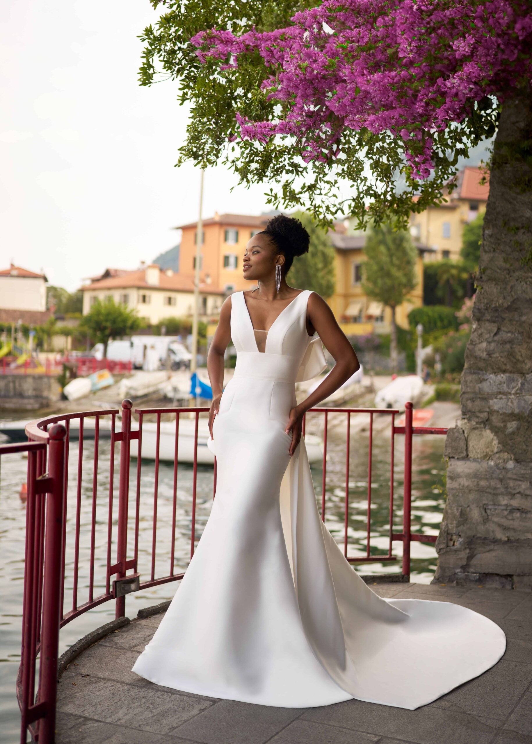 Brautkleid mit eine große Schleife hinten von Libelle 