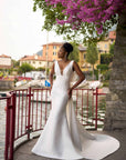 Brautkleid mit eine große Schleife hinten von Libelle 