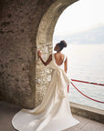 Brautkleid mit eine große Schleife hinten von Libelle 