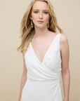 Brautkleid mit Blattstickerei und V-Ausschnitt von Marylise 