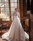 Brautkleid