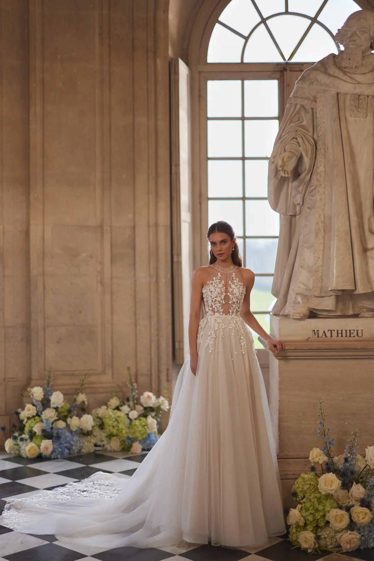 A-Linie Brautkleid aus Tüll und Spitze 