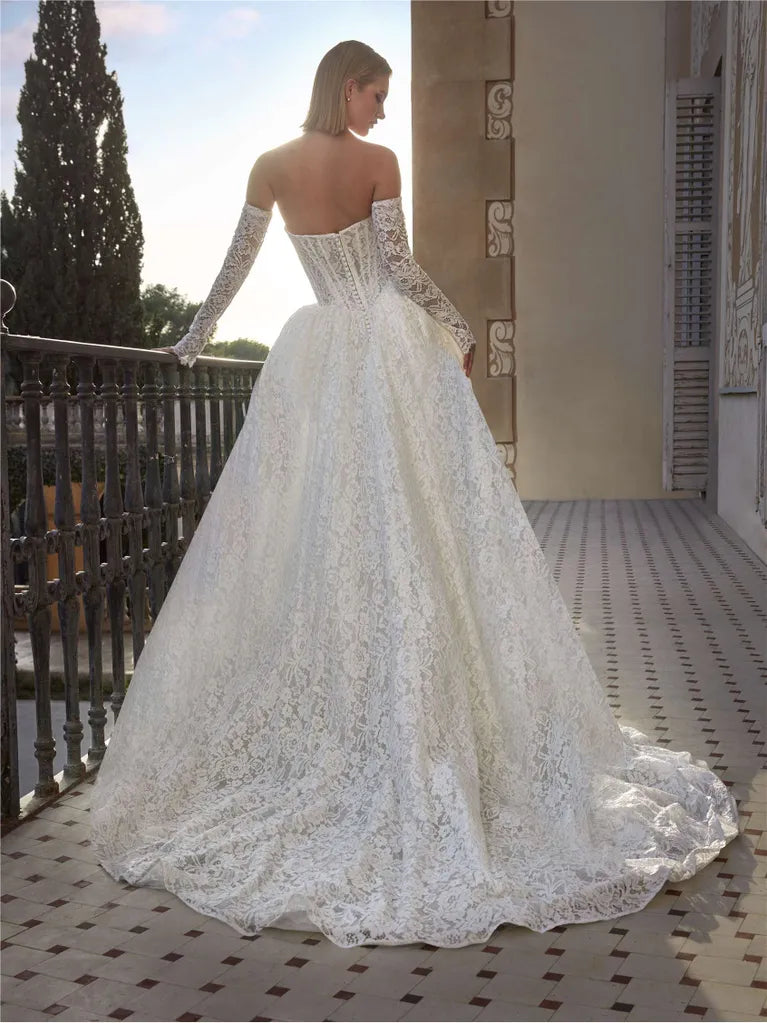 Princessin-Brautkleid von Pronovias