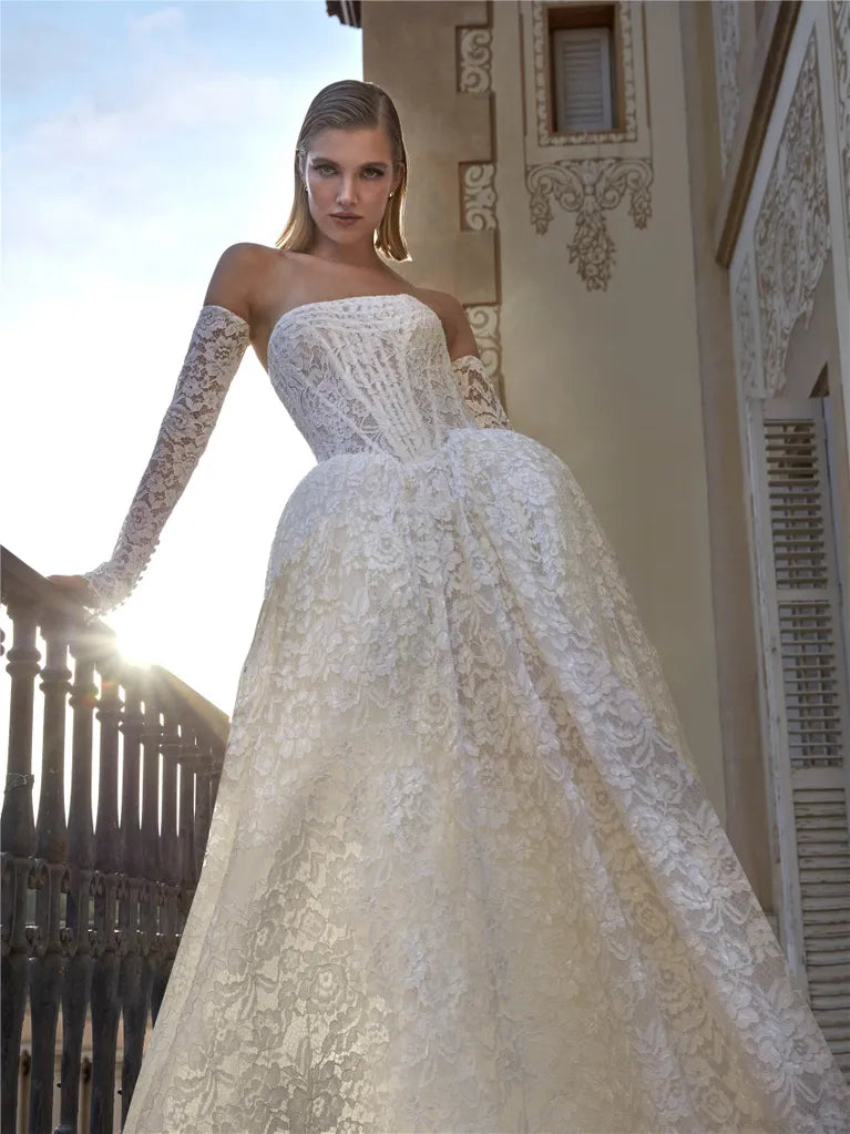 Princessin-Brautkleid von Pronovias