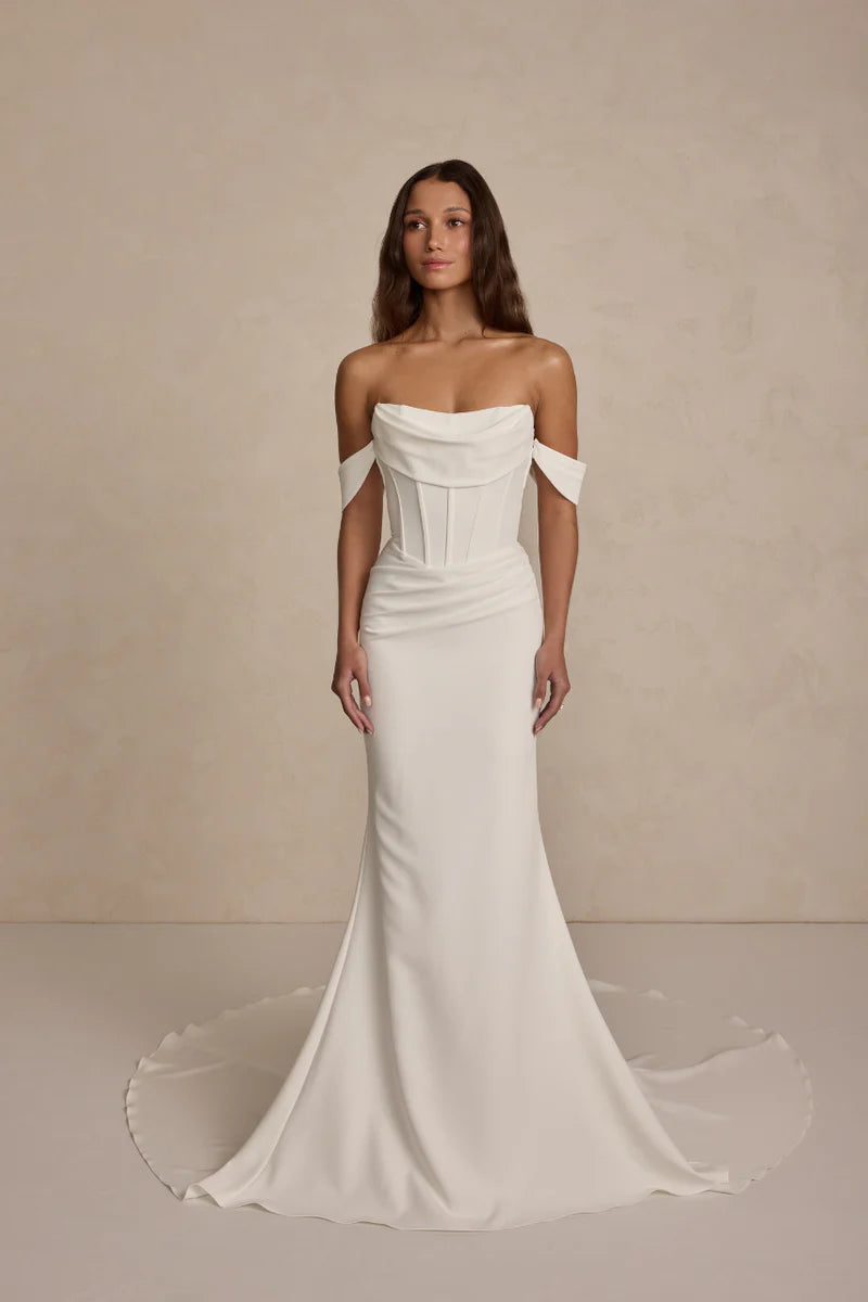 Clean Brautkleid 