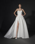 Downtown / Jadeau Vera Wang