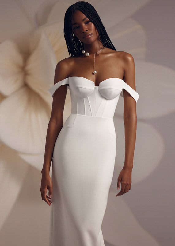 Brautkleid mit ein schlitz hinten von Eva Lendel 