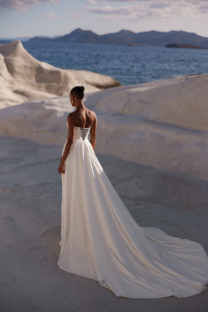 A-Linie Brautkleid von Eva Lendel
