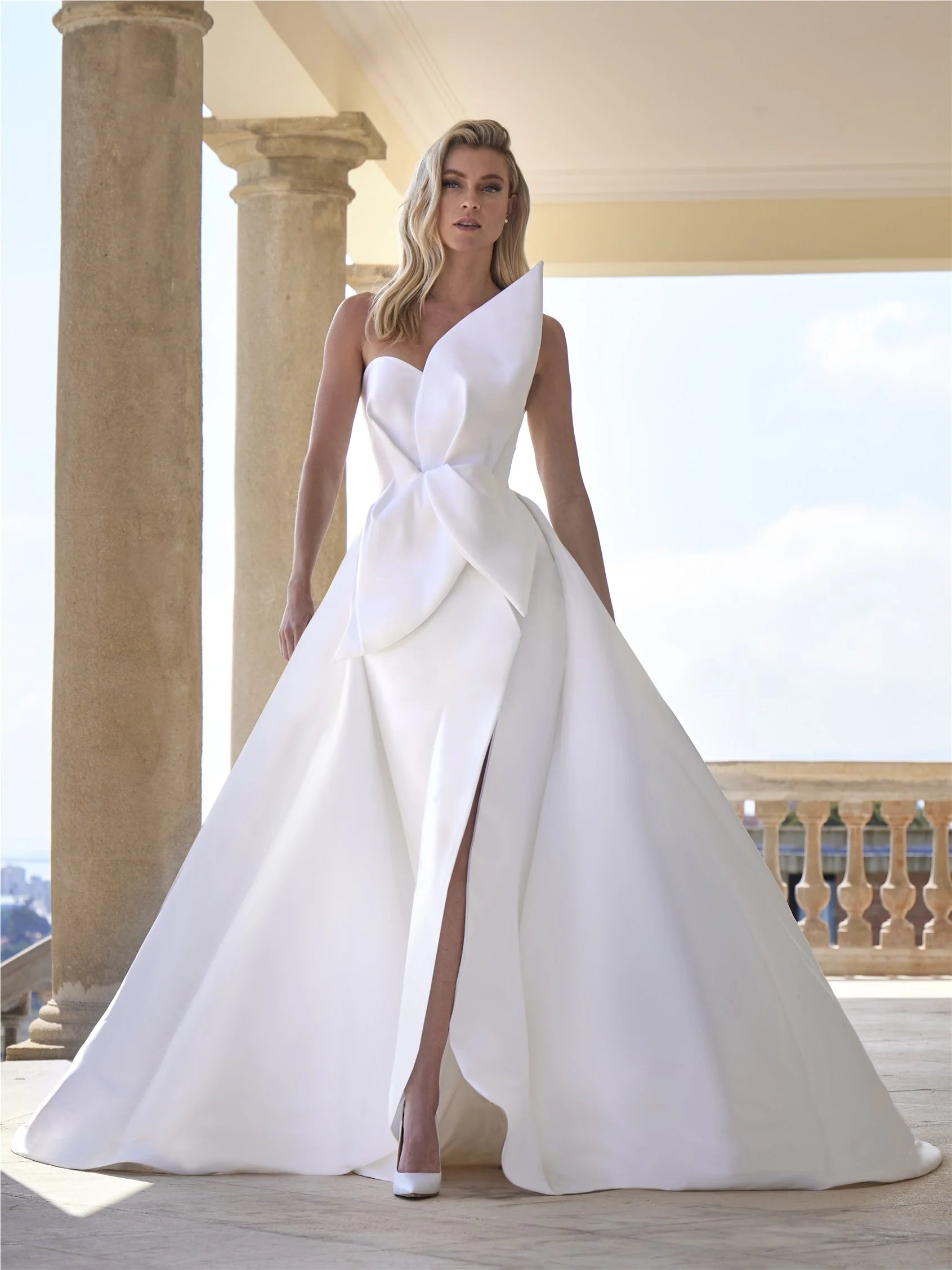 Kaling Pronovias